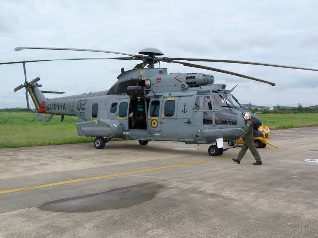 HELICÓPTERO DA MARINHA CAI DURANTE EXERCÍCIO MILITAR E DEIXA DOIS MORTOS EM FORMOSA/GO