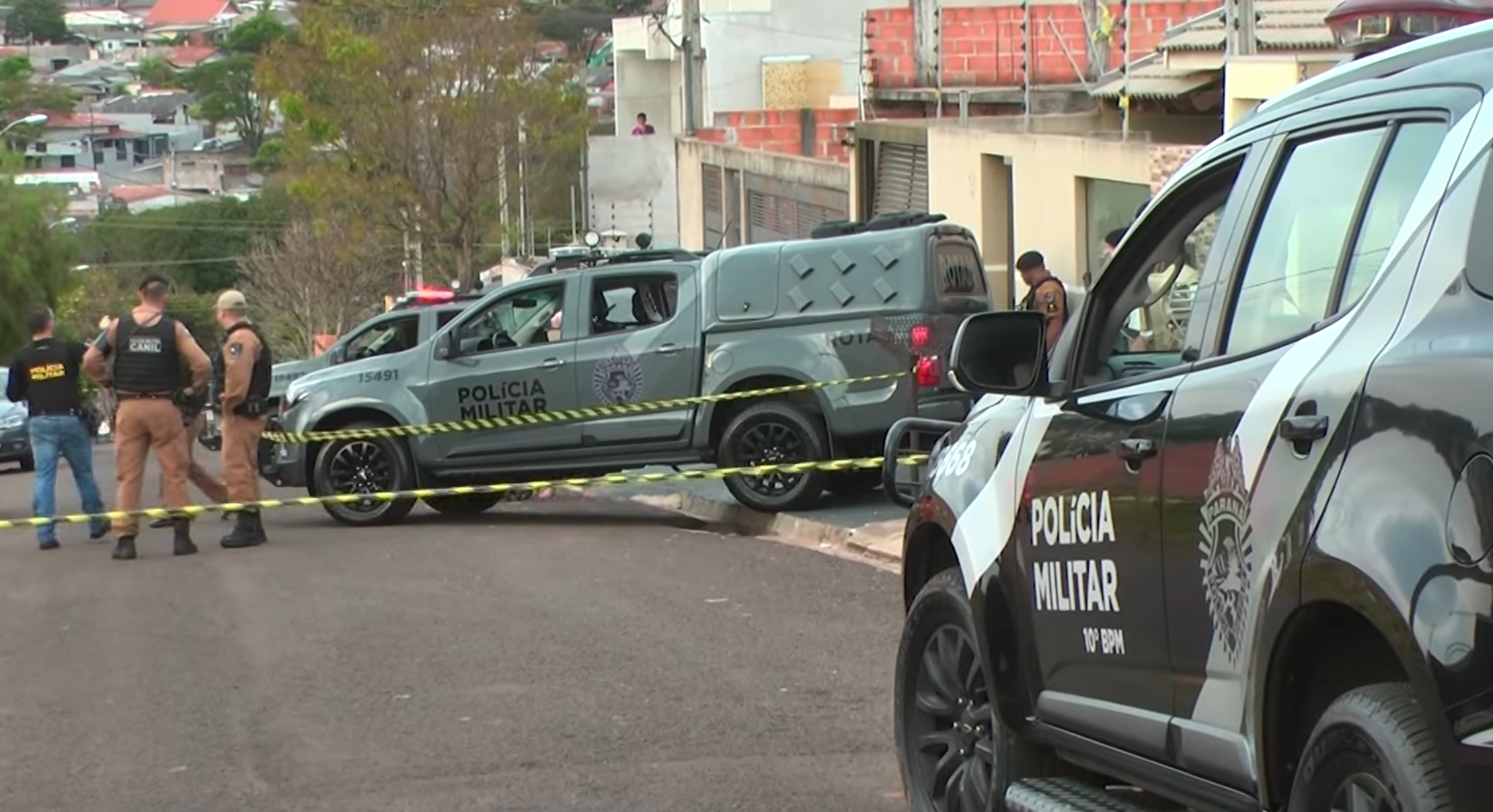 HOMEM MORRE EM CONFRONTO COM A PM DURANTE OPERAÇÃO EM APUCARANA 