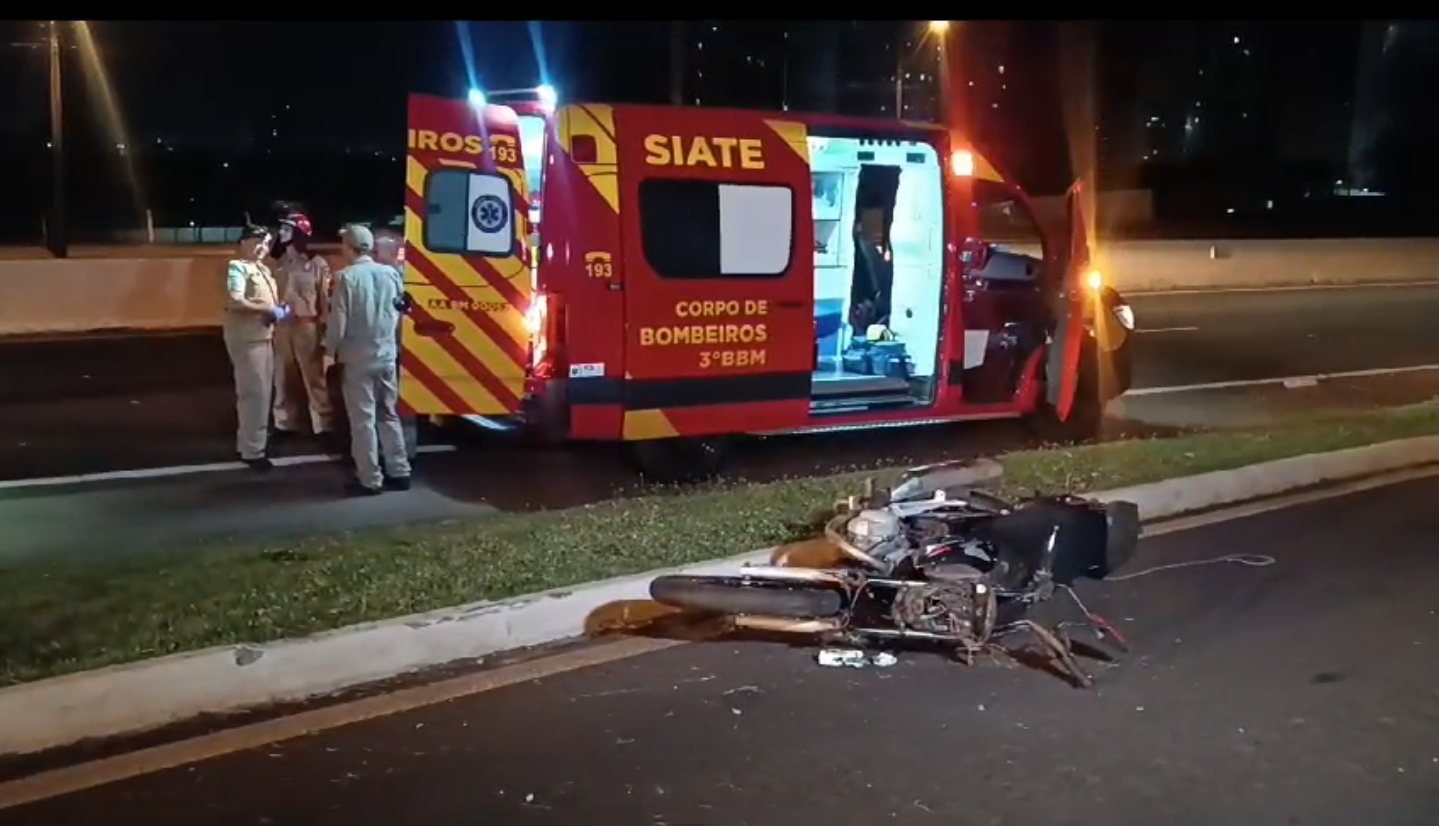 MOTOCICLISTA MORRE APÓS CAIR NA PR 445, EM LONDRINA 