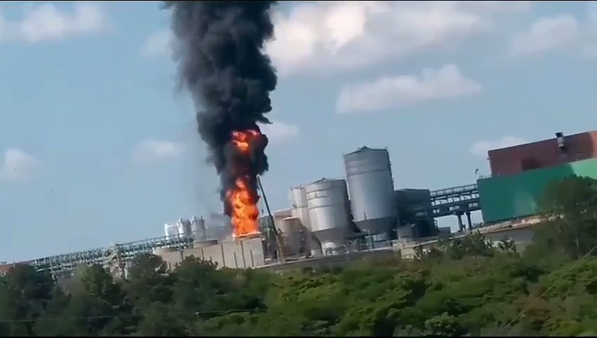 INCÊNDIO ATINGE UNIDADE DA KLABIN EM TELÊMACO BORBA 