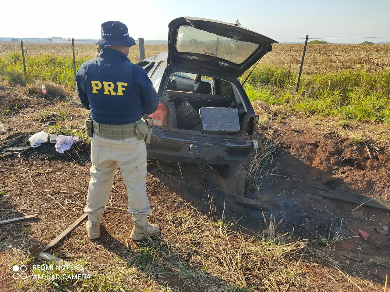 PRF APREENDE MAIS DE 175 KG DE MACONHA EM SANTO ANTÔNIO DA PLATINA 