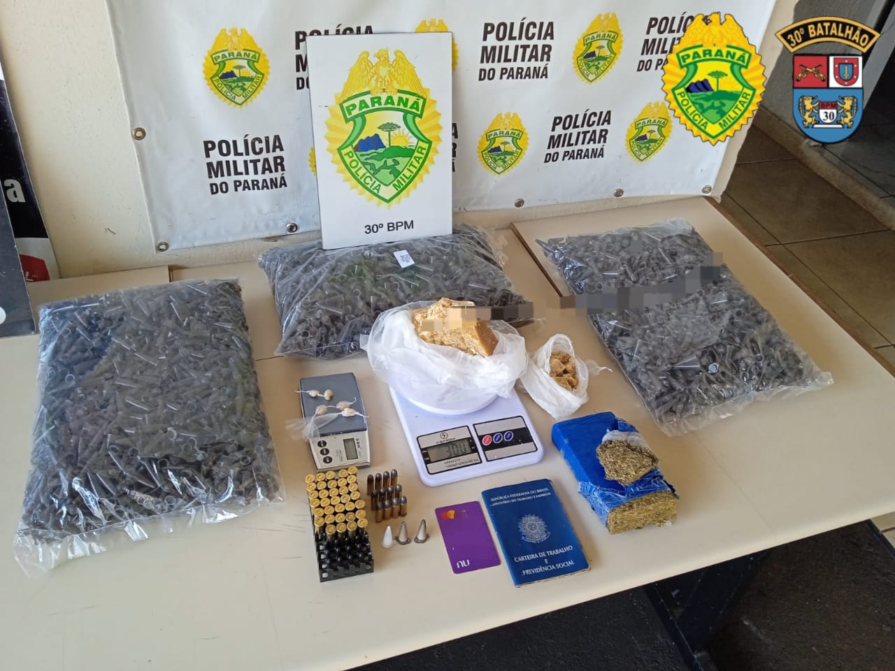 POLÍCIA MILITAR PRENDE HOMEM POR TRÁFICO DE DROGAS NA ZONA NORTE DE LONDRINA 